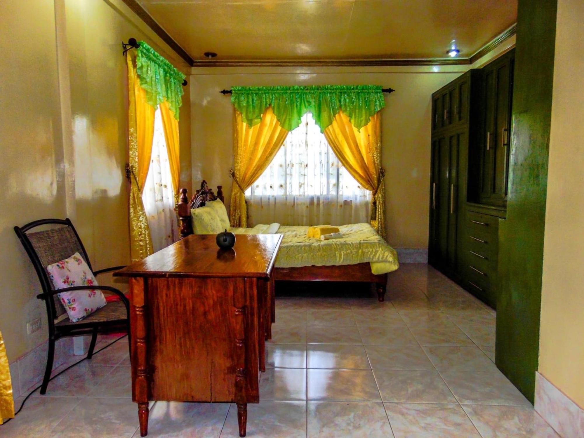Pangulatan Beach Resort El Nido Room photo